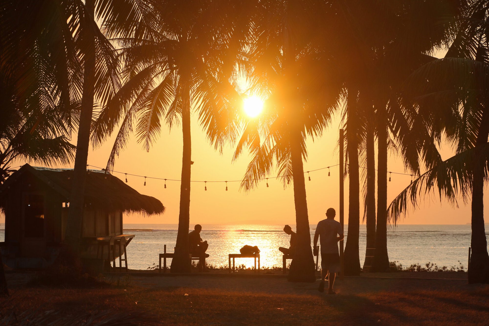 Anugerah Surf and Dive Resort - surf instruction