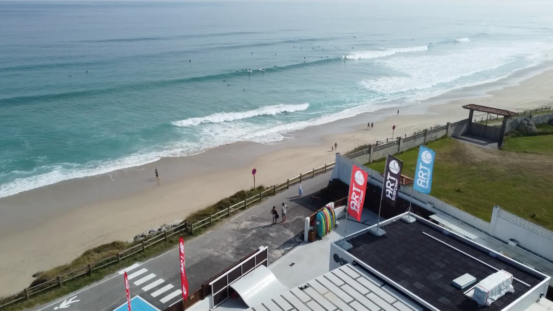 Art Surf Camp - surf instruction