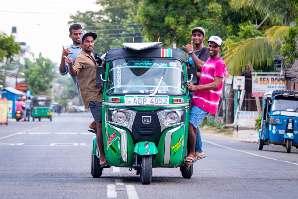 Banana Surf Camp - surf instruction