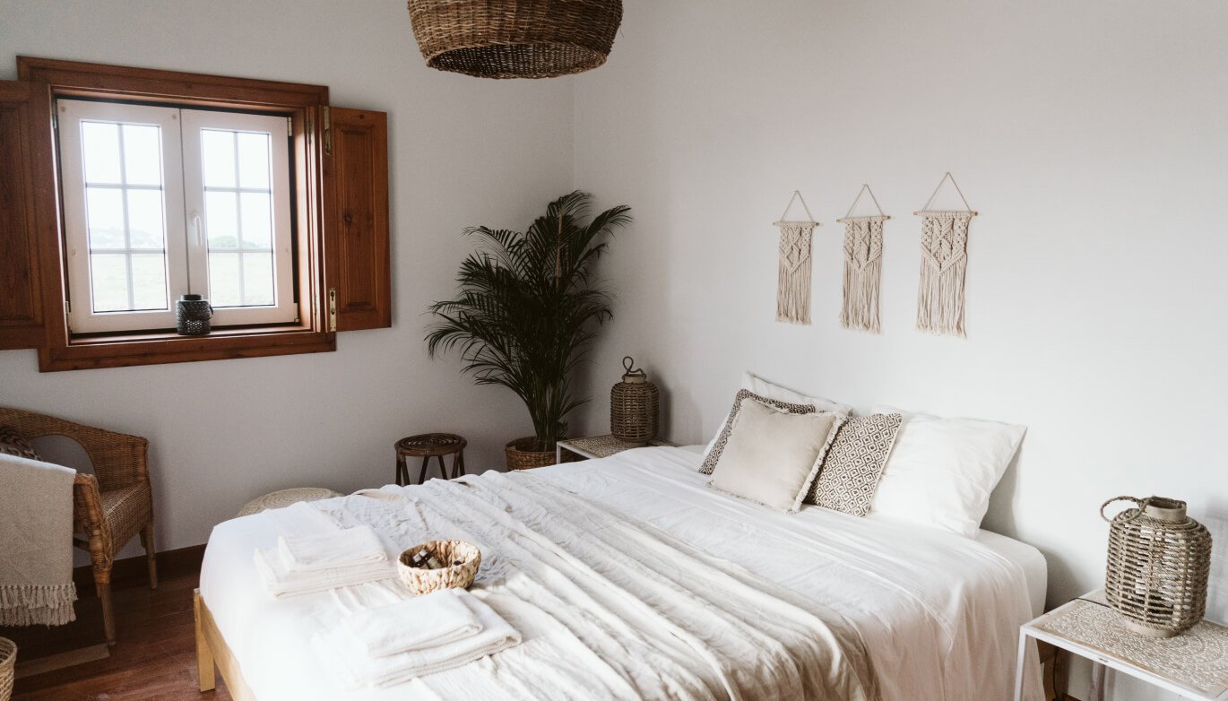 Dreamsea Surf House Portugal - guest room