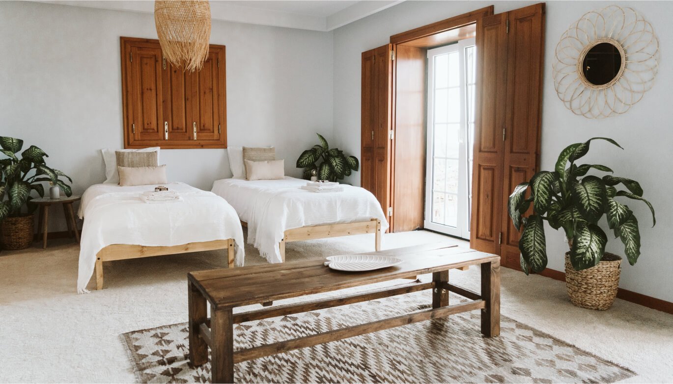 Dreamsea Surf House Portugal - guest room