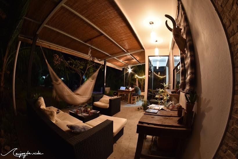 El Chante Surf House - surf instruction