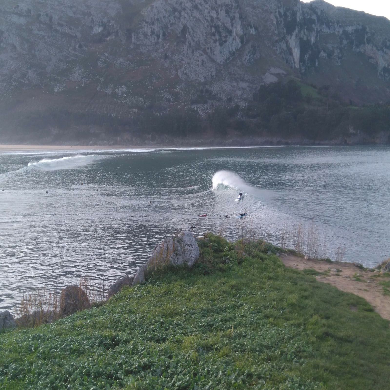 Islares Surf Camp - surf instruction
