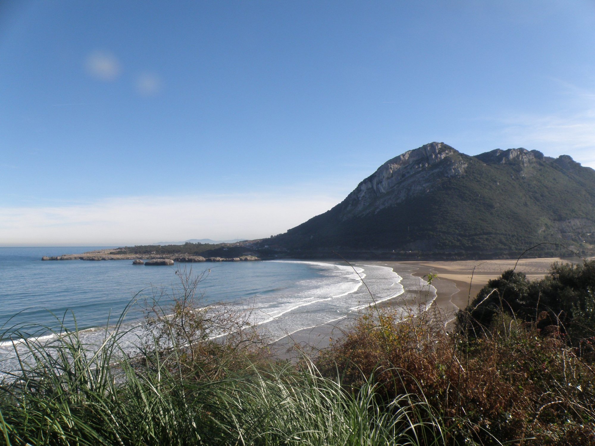 Islares Surf Camp - surf instruction