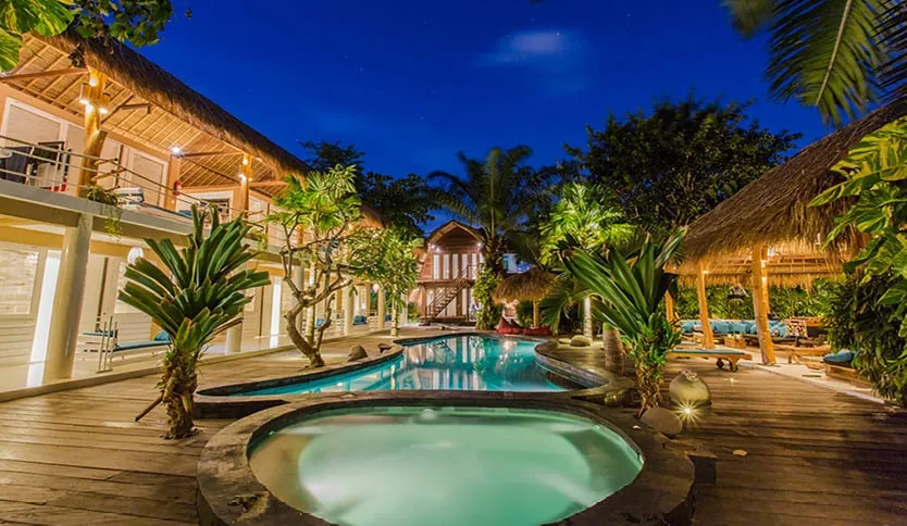 Kima Surf Camp Bali Seminyak - surf instruction