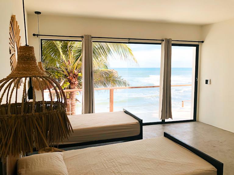 Lapoint Surf Camp - El Salvador - surf instruction