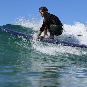 Longwave Surfcamp - surf instruction