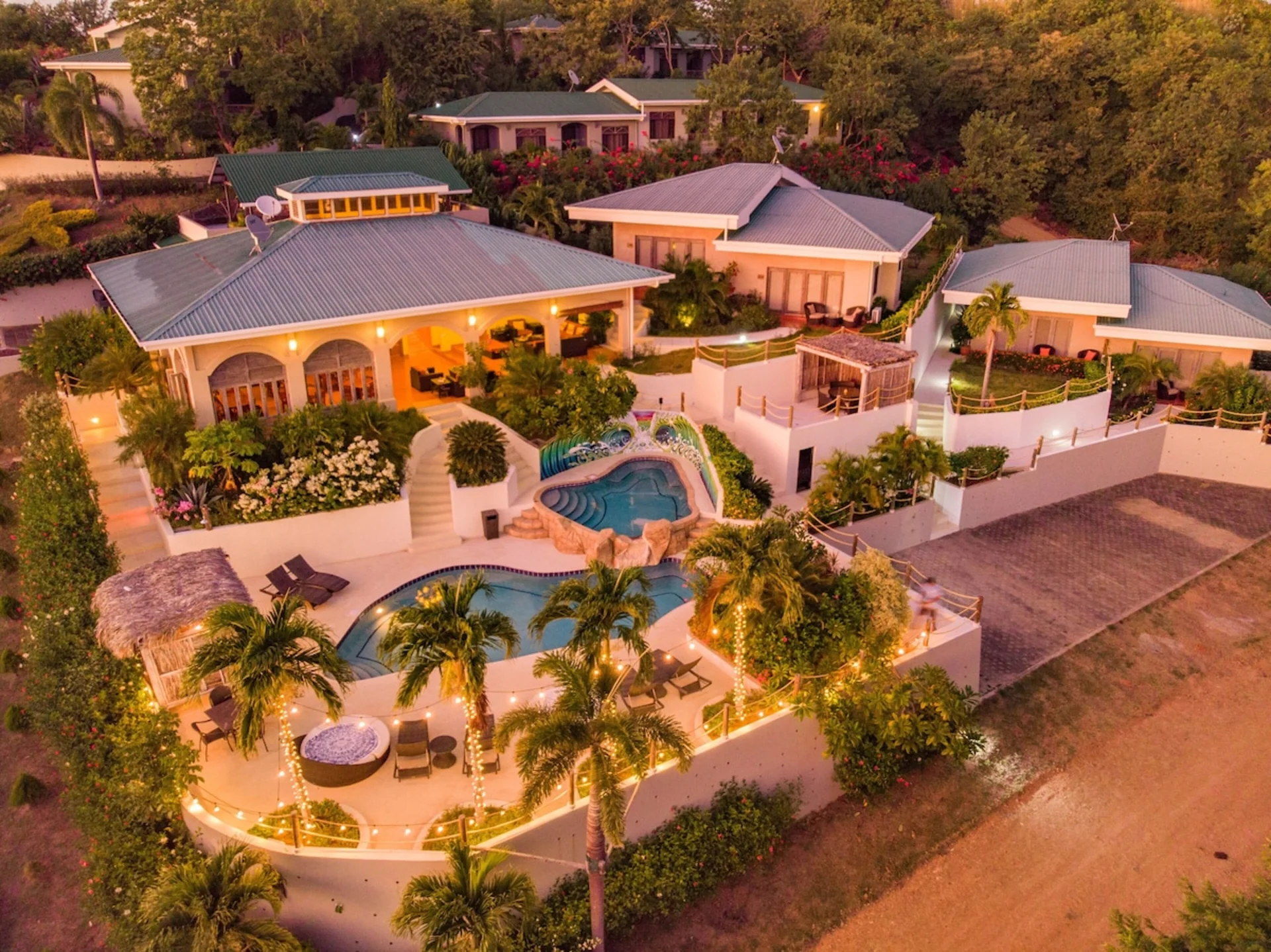 Magnific Rock Popoyo - sunset view