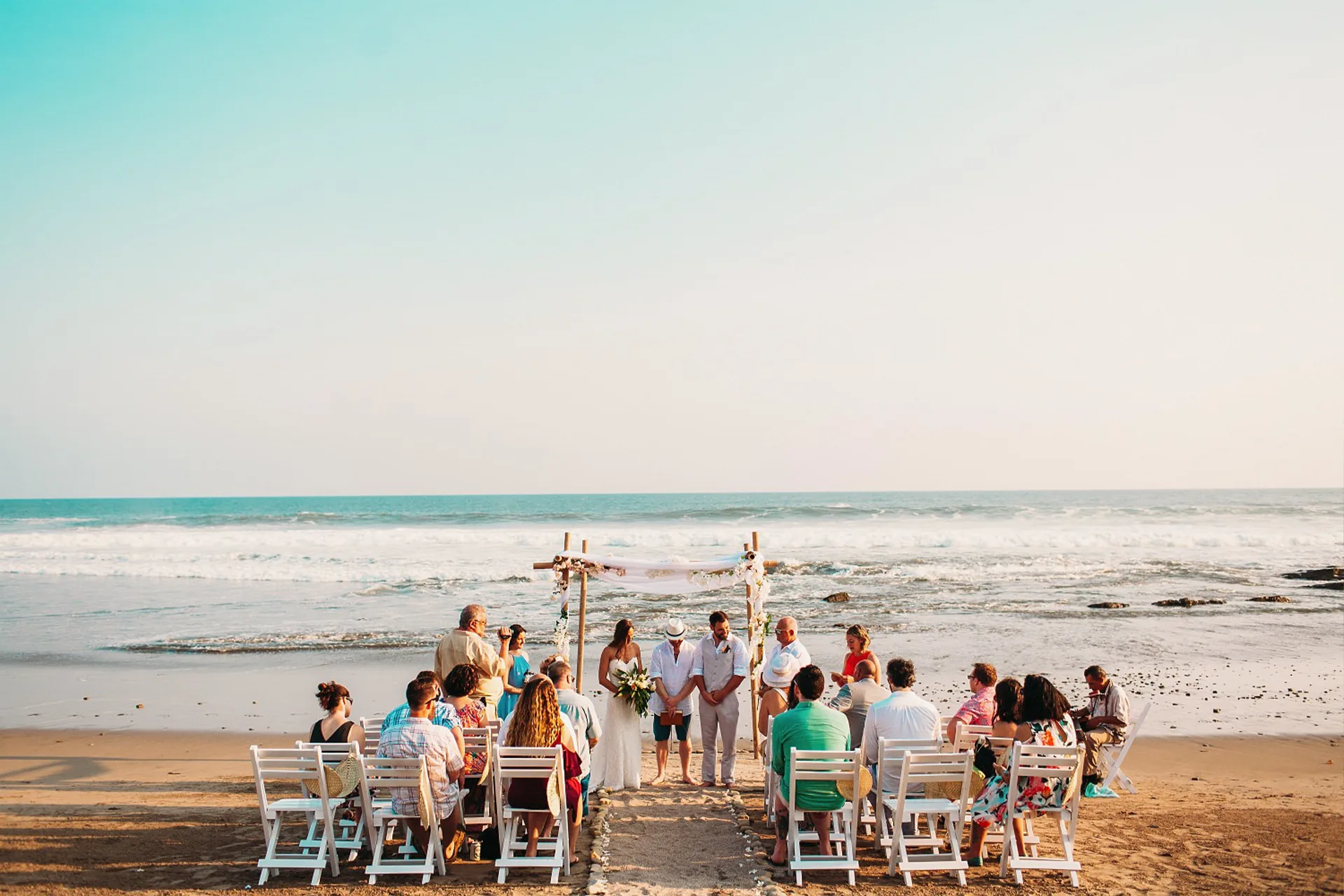 Magnific Rock Popoyo - surf instruction