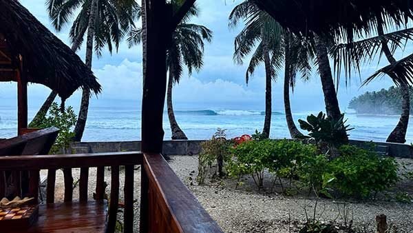 M.I.A Surfcamp Mentawai - surf instruction