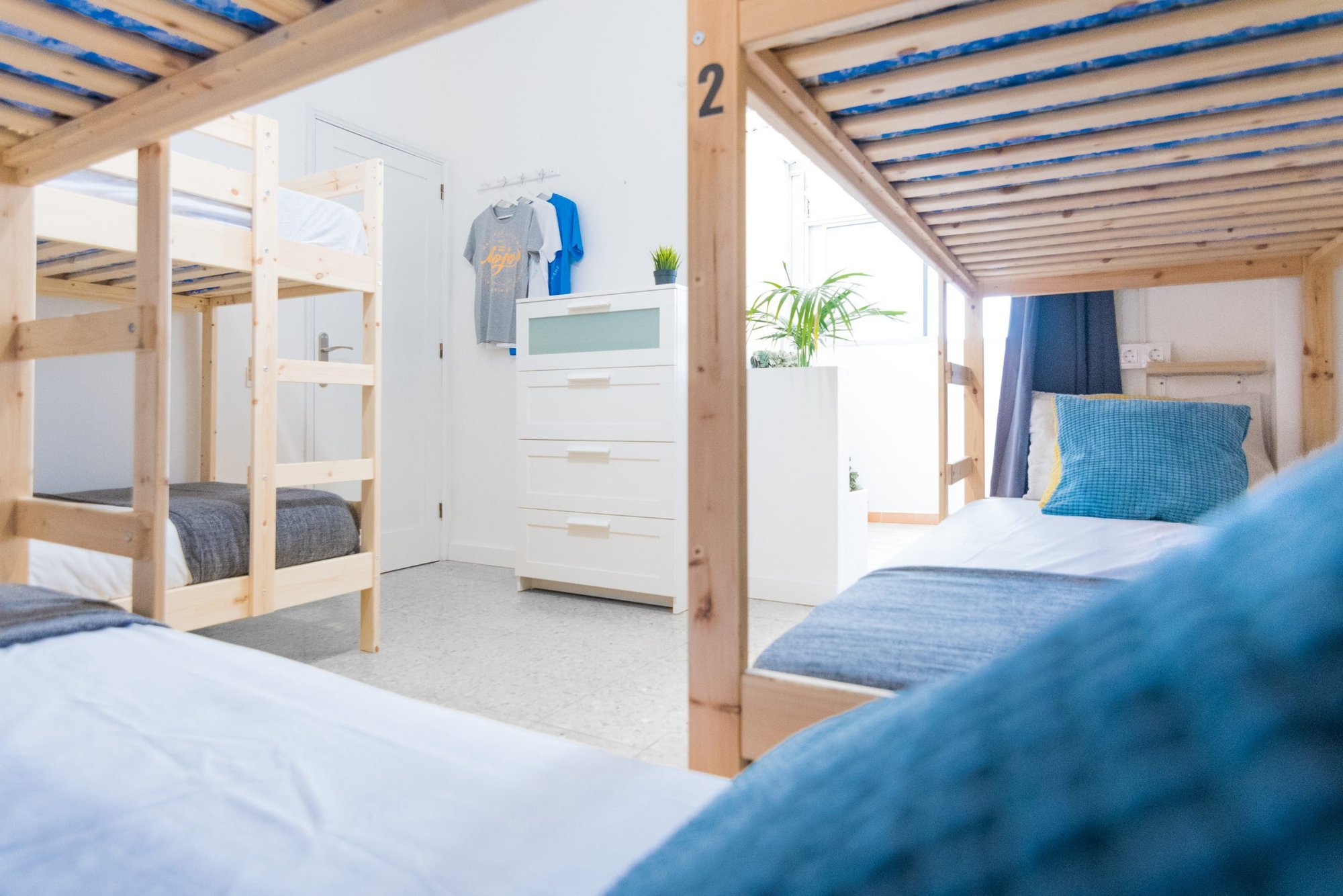 MOJOSURF Gran Canaria Surfcamp & Surfschool - surf instruction