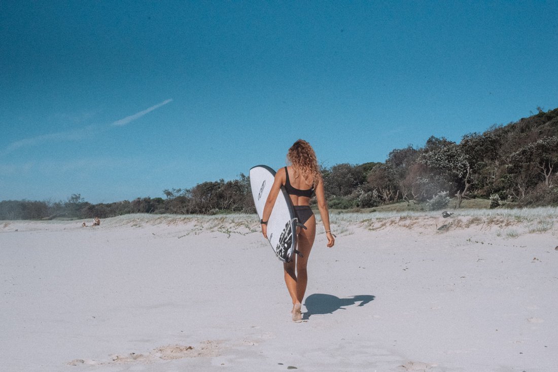 Mojosurf Surf School Byron Bay - beachfront location