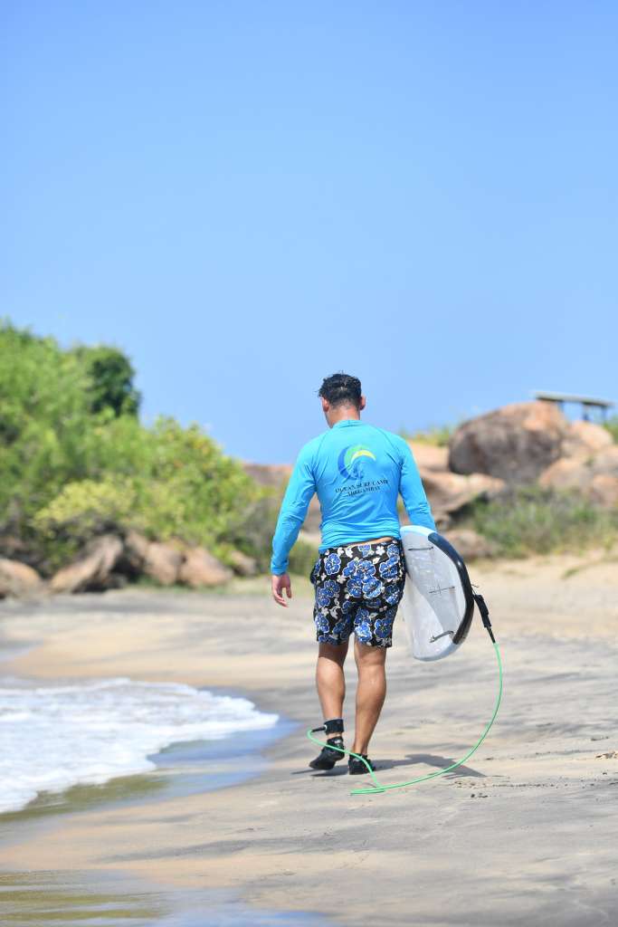 Ocean Surf Arugam Bay - surf instruction