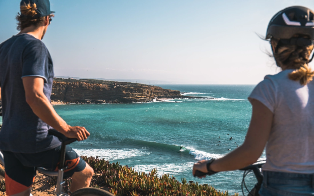 Puresurfcamps - Sunset Surflodge Ericeira - surf instruction
