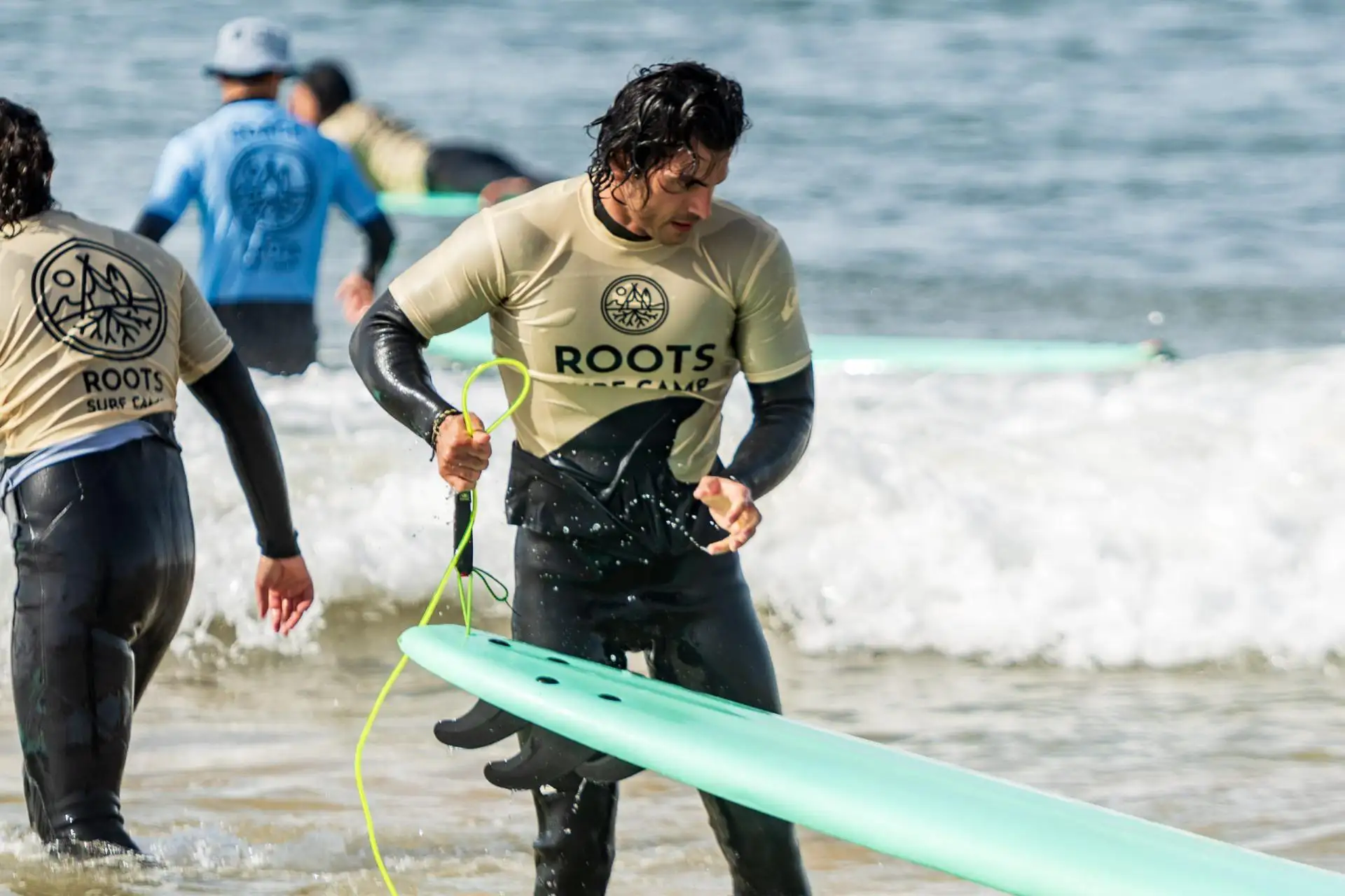 Roots Surf Camp - surf instruction