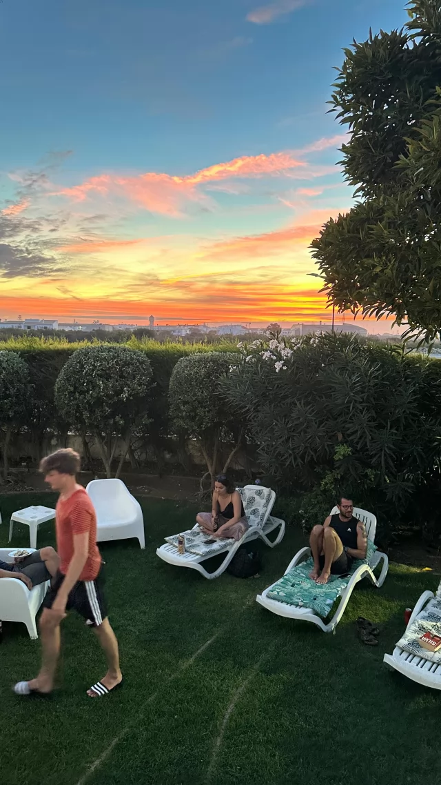 Sagres Natura Surf Camp & Hostel - beachfront location