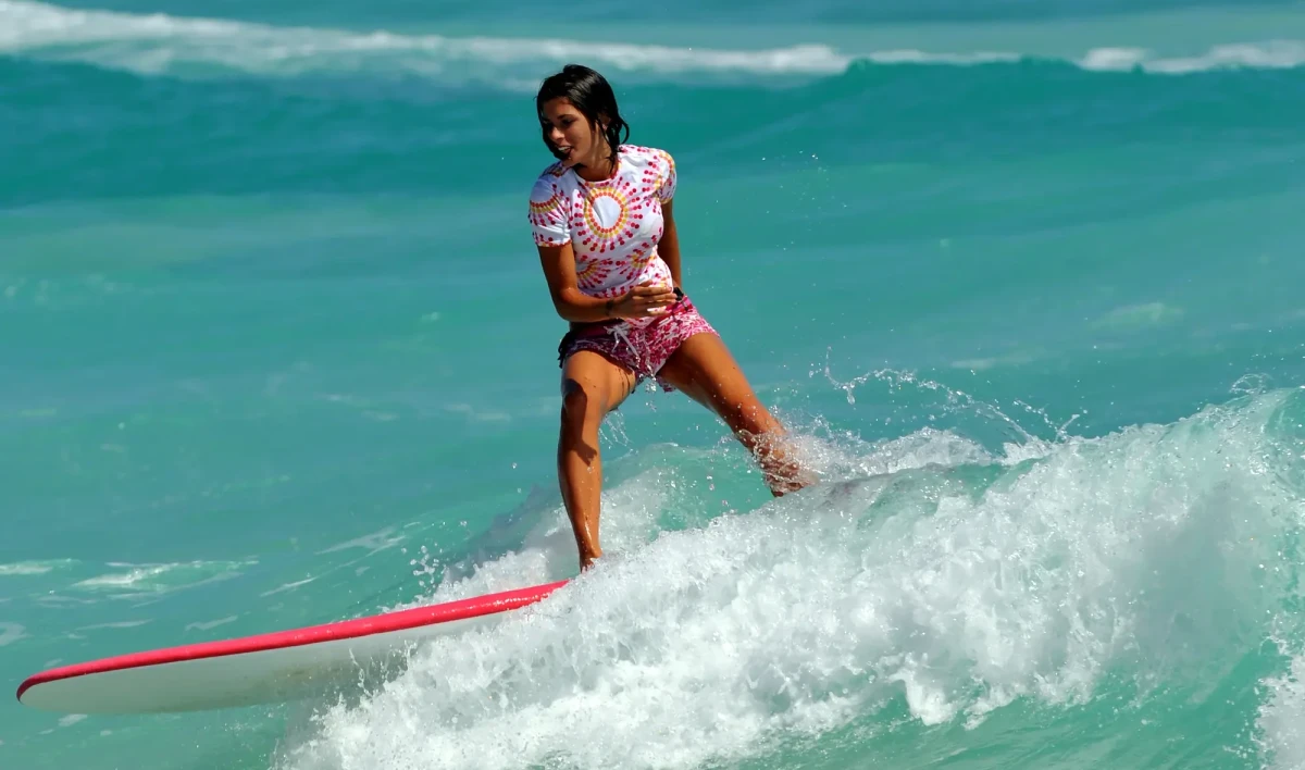 Sunwave Surfcamp powered by Quiksilver & Roxy - surf instruction