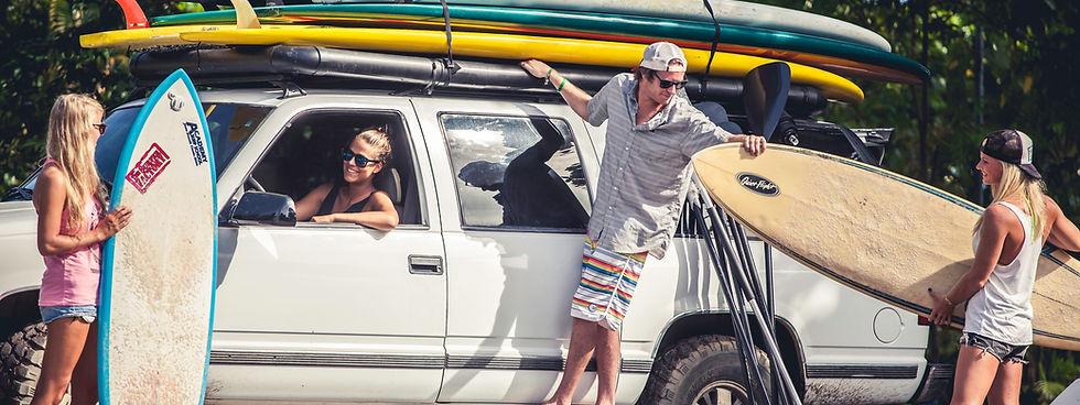 Surfer Factory Surf School / Camp - common area