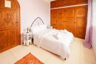 Tiziri Surf Maroc - Surf Camp and Surf School Tamraght, Morocco - surf instruction