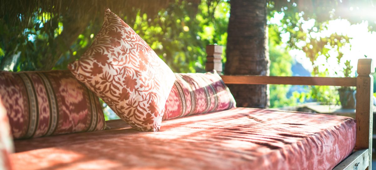 Utopia Rote Lodge - surf instruction